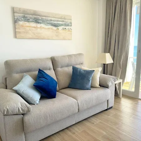 Beachfront 1-bed With Stunning Views Fuengirola