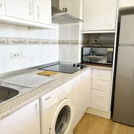 Apartamento Beachfront 1-bed With Stunning Views Fuengirola