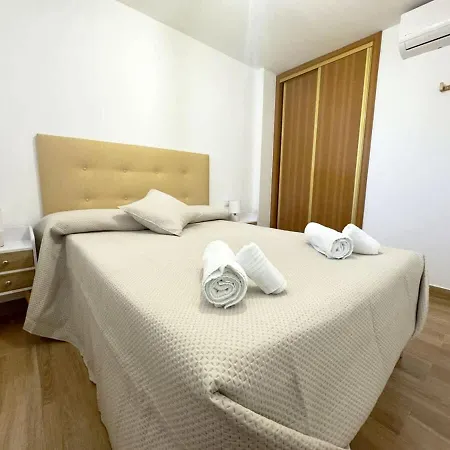 Beachfront 1-bed With Stunning Views Appartement Fuengirola