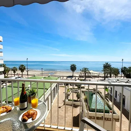 Apartamento Beachfront 1-bed With Stunning Views